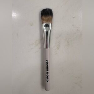 Jones Road The Skin Brush